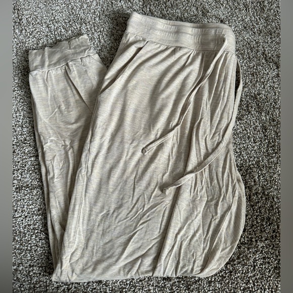 Kindred Bravely Jogger - Picture 3 of 5